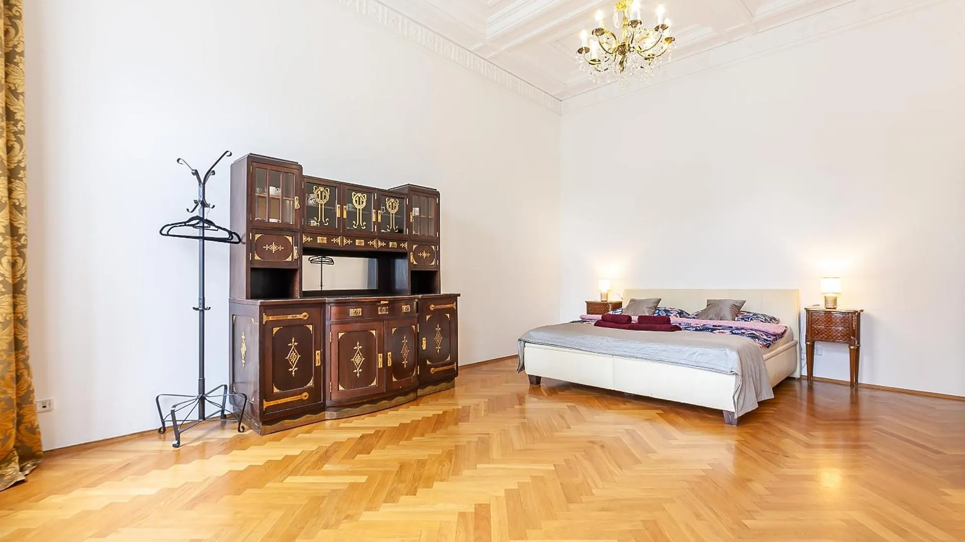 Royal Apartment By Charles Bridge View Of Saint Nicholas Church Czech Republic