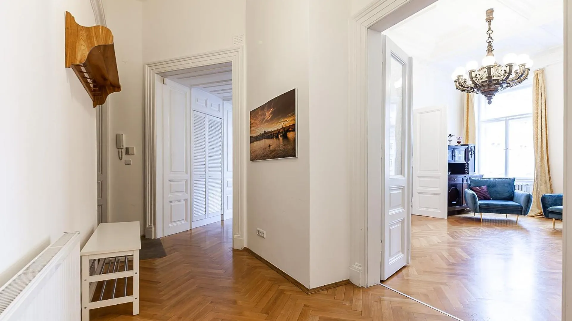 Royal Apartment By Charles Bridge View Of Saint Nicholas Church Czech Republic